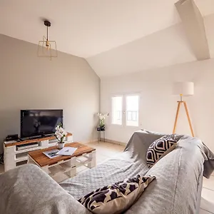 Apartment Chaleureux Avec 2 Grandes Saint-Rambert-dʼAlbon