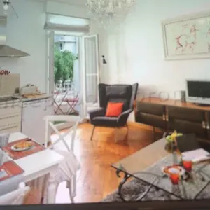 https://carre-d-or.fr-provencehotel.com